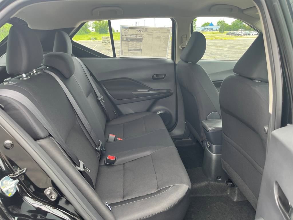 New 2025 Nissan Kicks Play S image 16