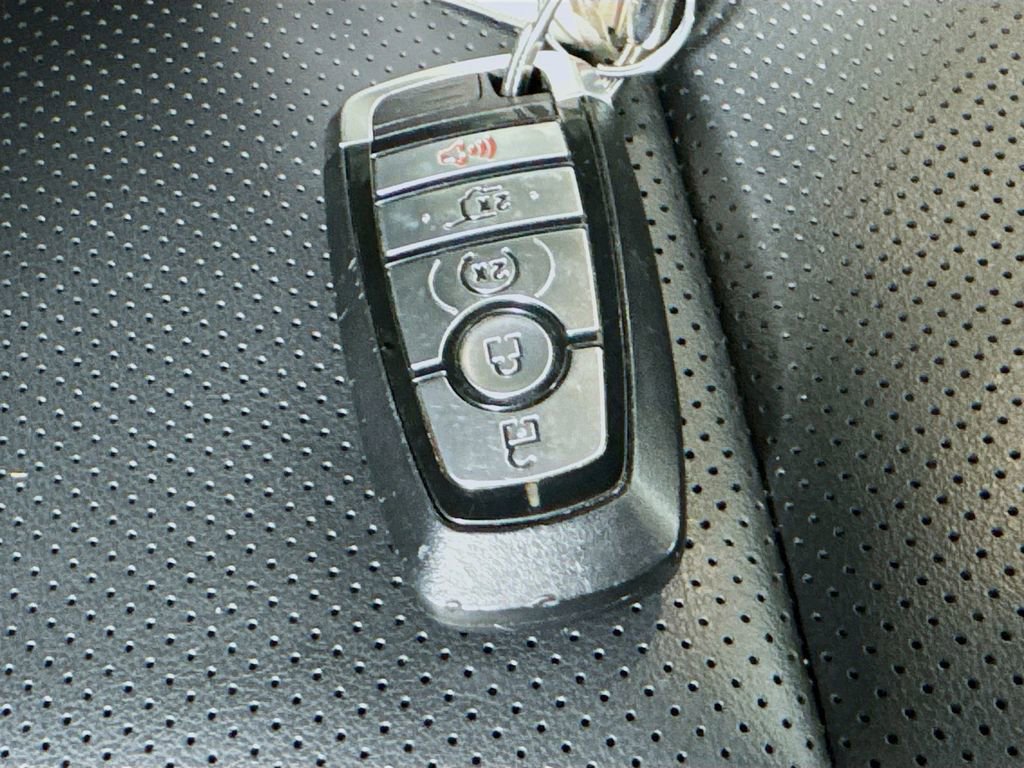 Used 2023 Ford Expedition Max XLT image 37