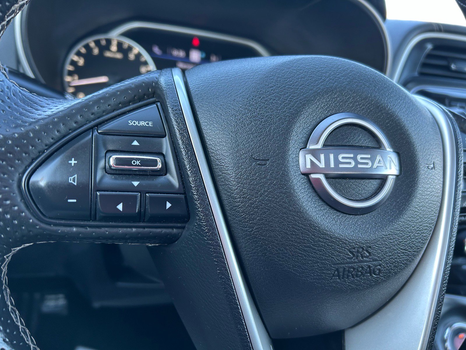 Used 2023 Nissan Maxima SL image 22