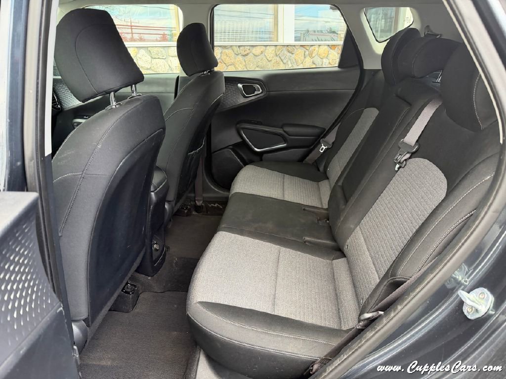 Used 2020 Kia Soul EX FWD image 7