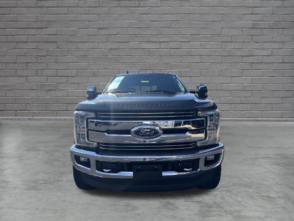 Used 2019 Ford F250 Lariat w/ Lariat Ultimate Package AWD/4WD image 2