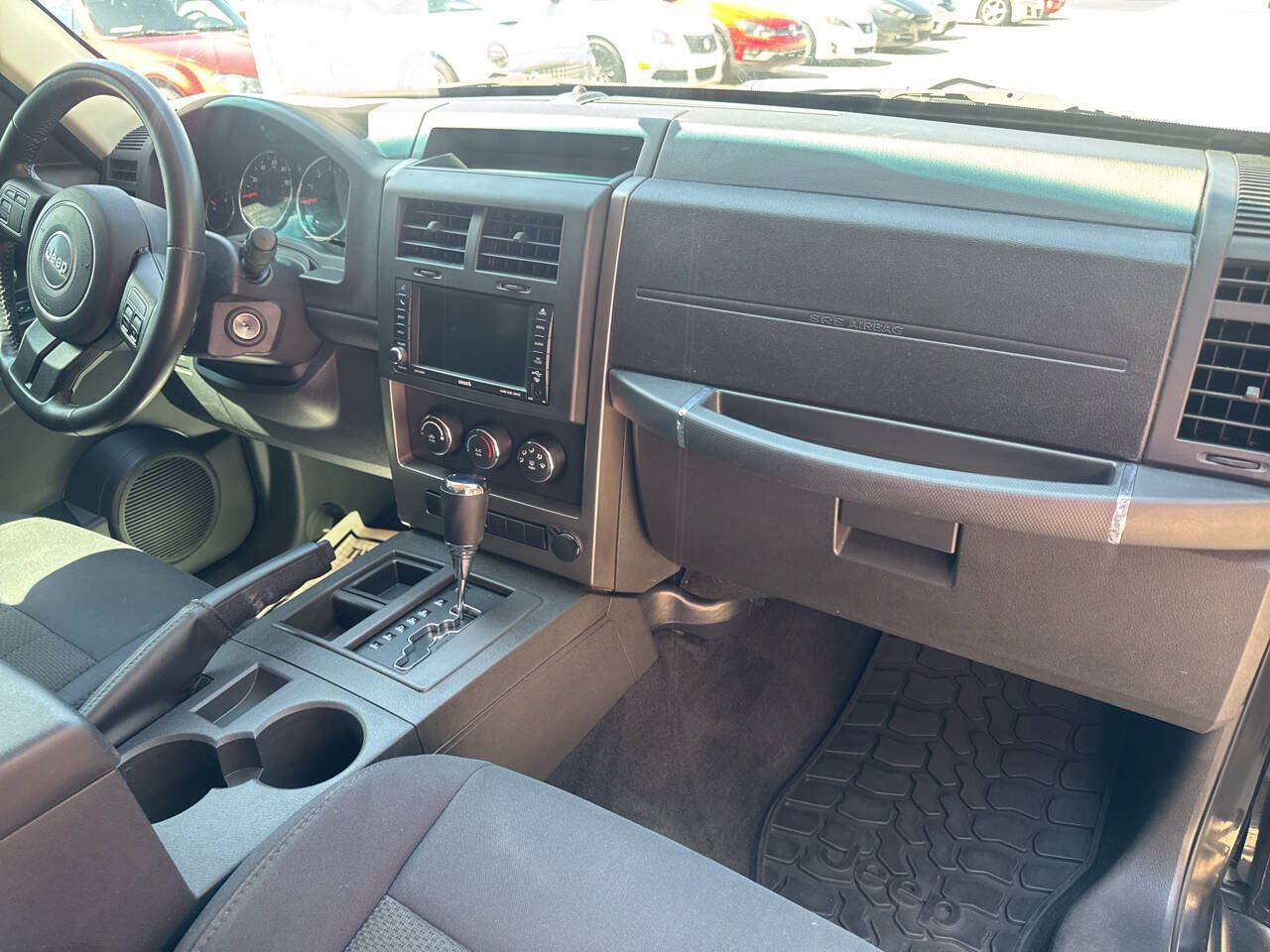 Used 2012 Jeep Liberty Sport w/ Popular Equipment Group RWD image 19