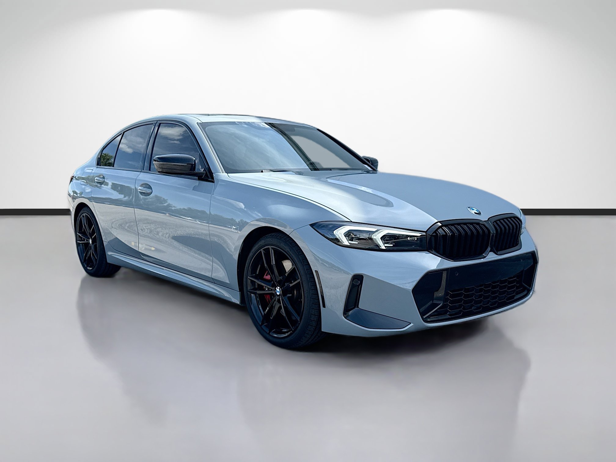 Used 2023 BMW 330i Sedan w/ M Sport Package RWD image 1
