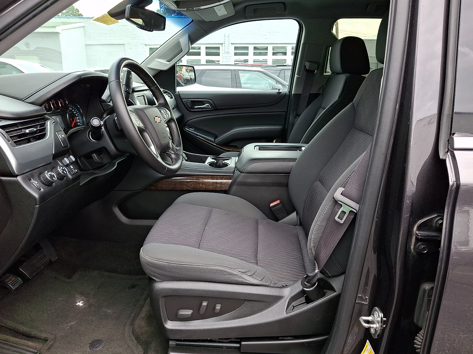 Certified 2015 Chevrolet Suburban LS w/ Max Trailering Package AWD/4WD image 15