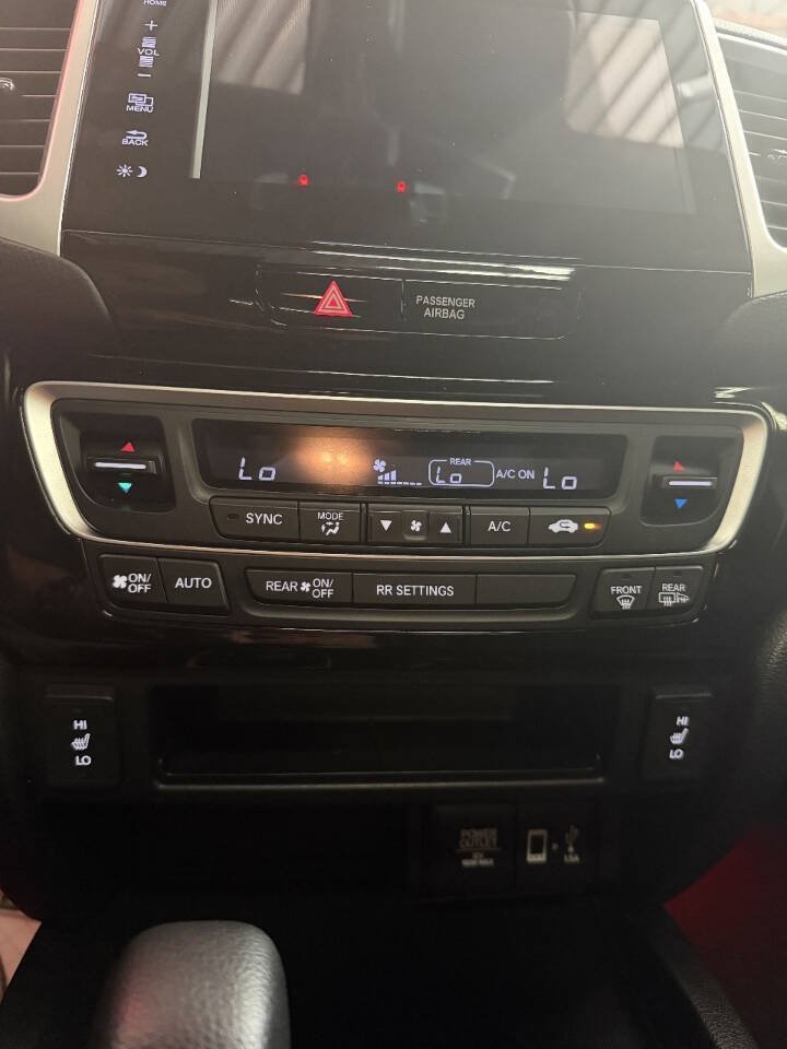 Used 2017 Honda Ridgeline Black Edition image 32