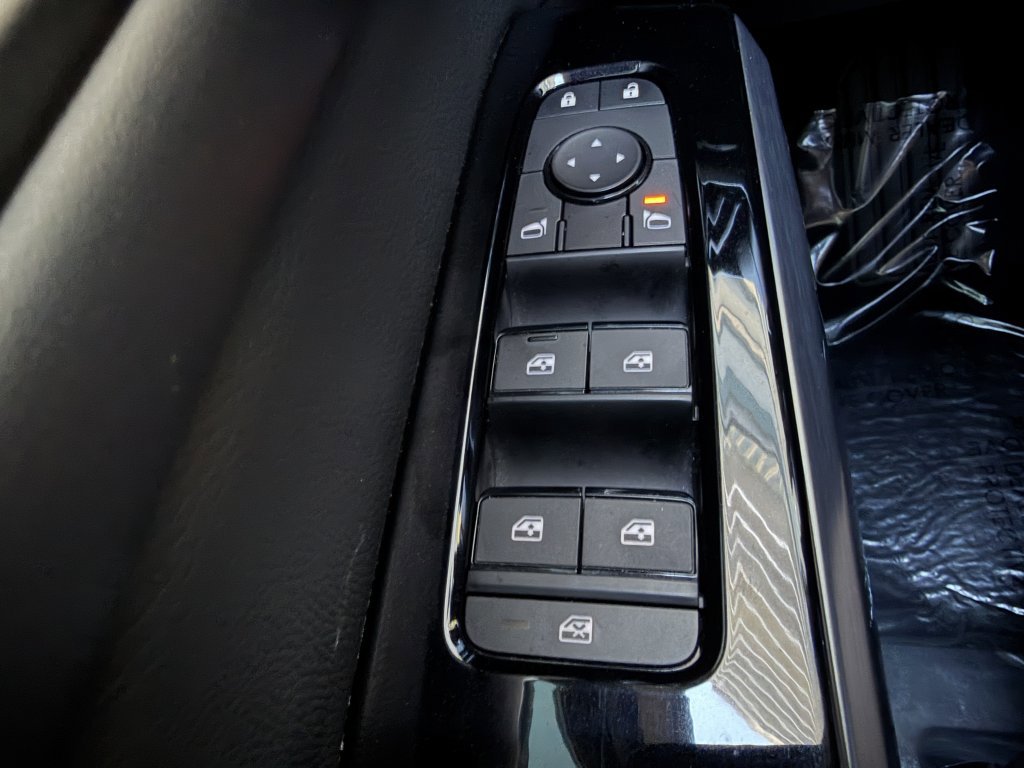 Used 2024 Nissan Pathfinder SL w/ SL Premium Package image 24