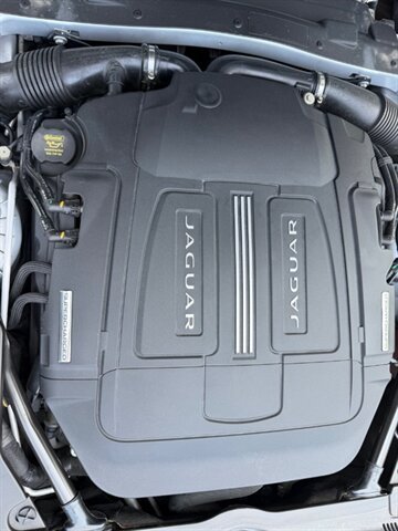 Used 2015 Jaguar XKR R RWD image 27