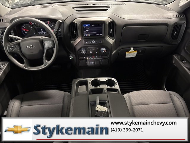 New 2026 Chevrolet Silverado 1500 Custom Trail Boss w/ Turbomax Blackout Package image 3