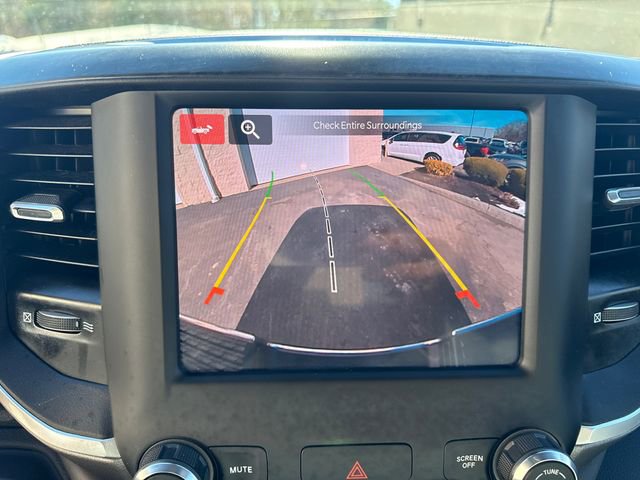 Used 2024 RAM 2500 Big Horn w/ Bed Utility Group image 34