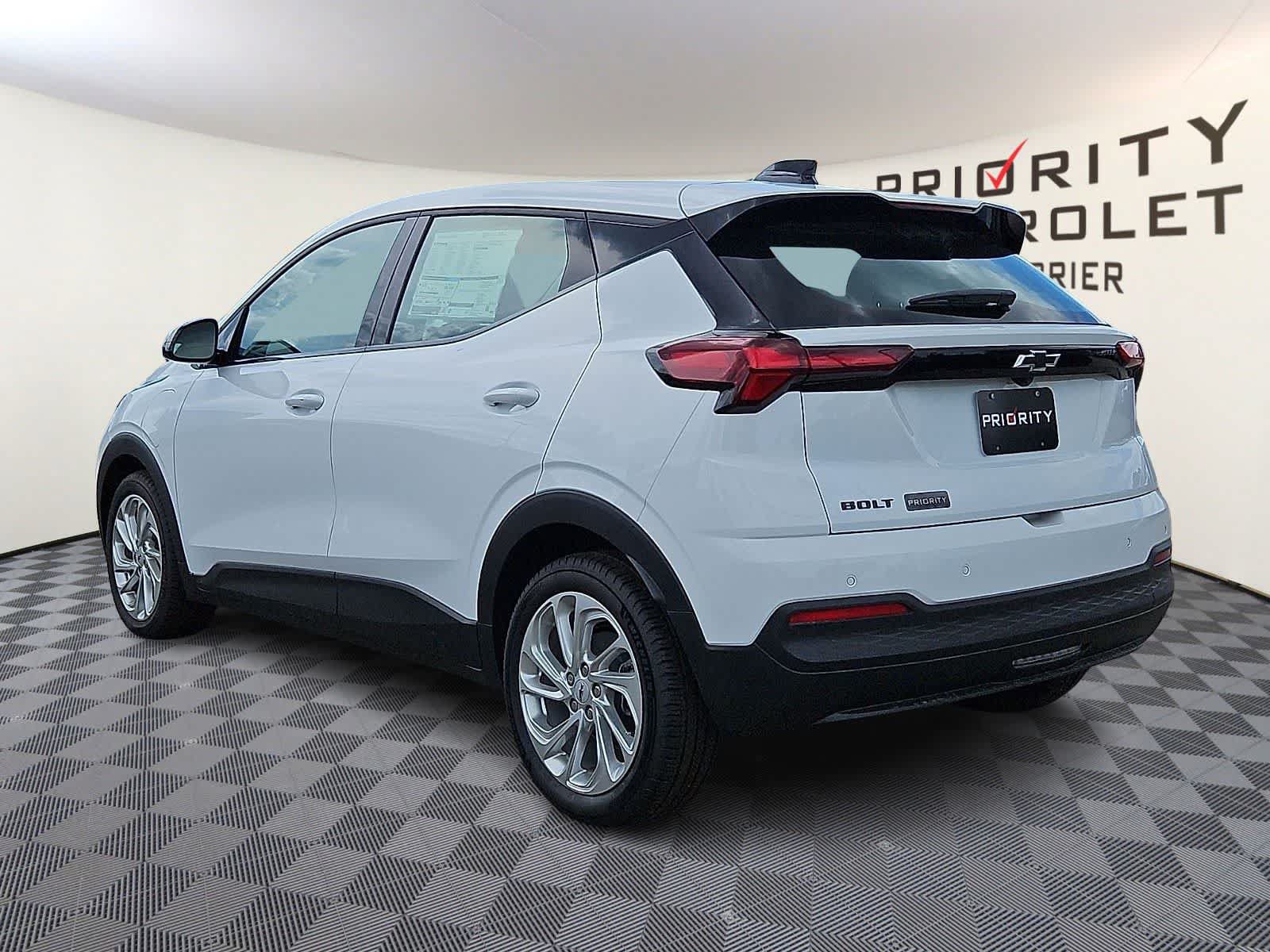 New 2027 Chevrolet Bolt LT w/ Comfort Package FWD image 6