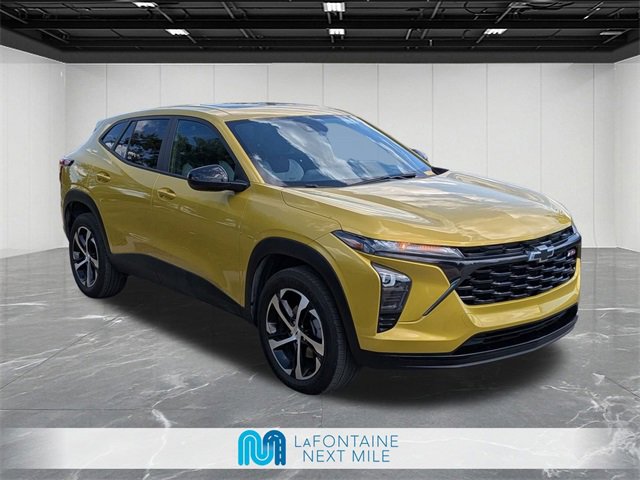 Used 2024 Chevrolet Trax RS w/ Sunroof Package image 7