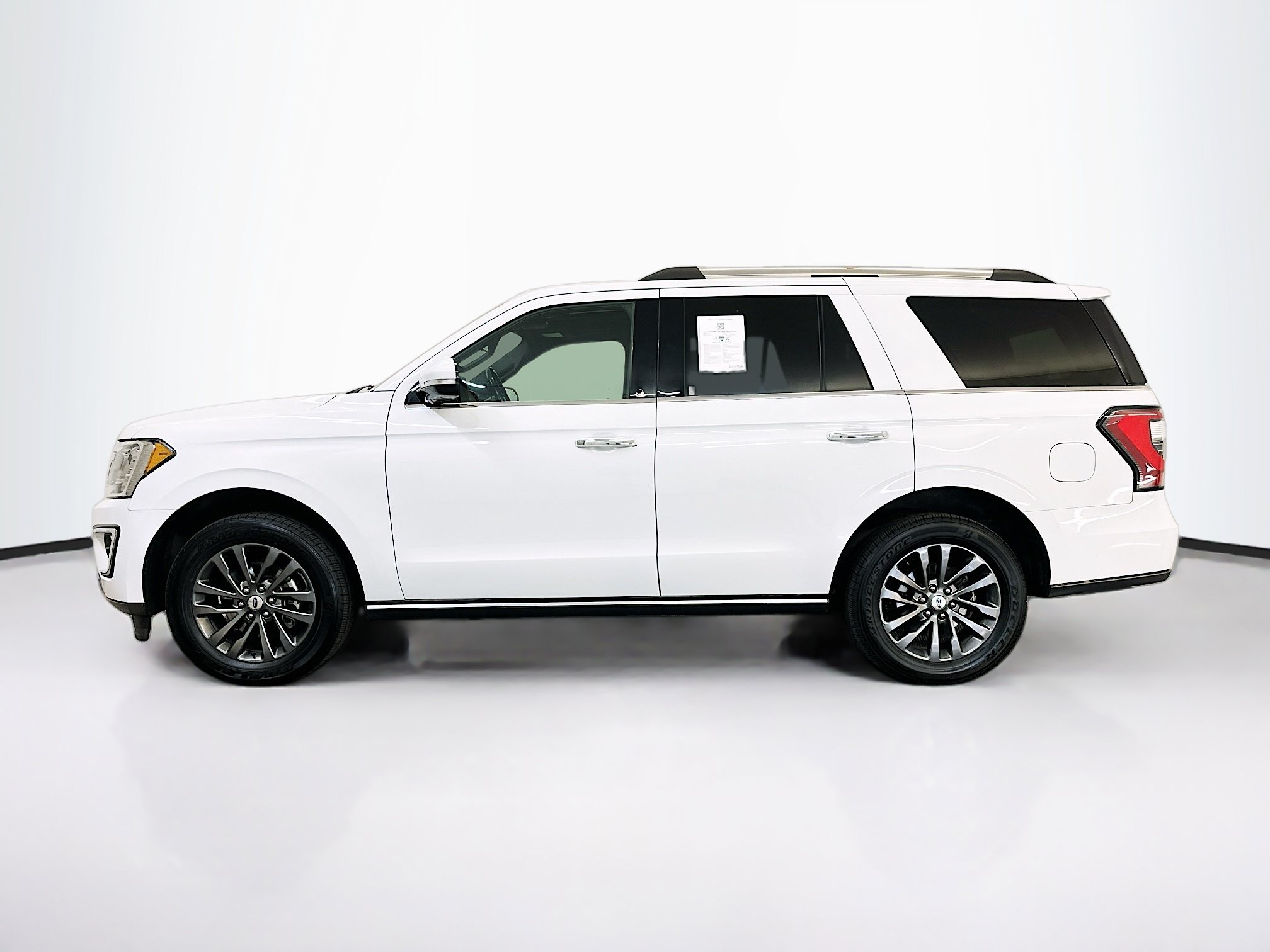 Used 2021 Ford Expedition Limited AWD/4WD image 4