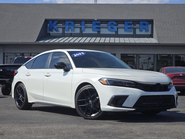 Used 2023 Honda Civic Sport image 2