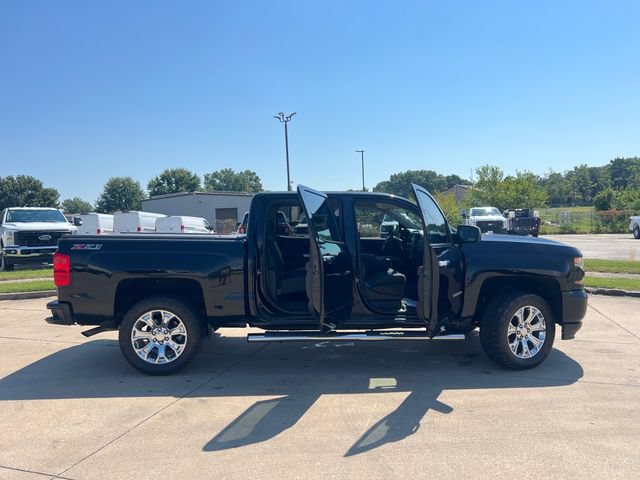 Used 2017 Chevrolet Silverado 1500 LT w/ All Star Edition AWD/4WD image 11
