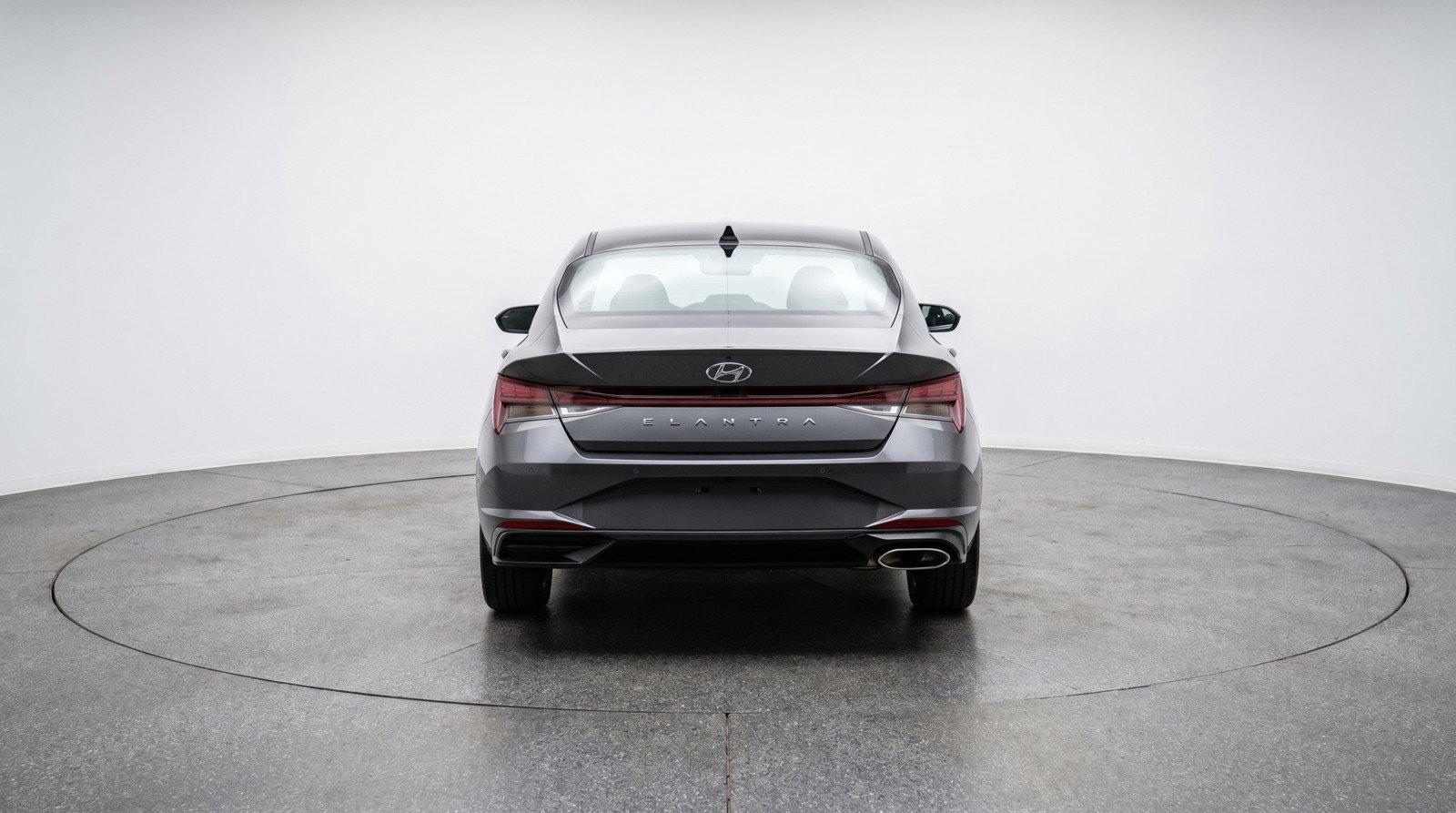 Used 2025 Hyundai Elantra SEL FWD image 7