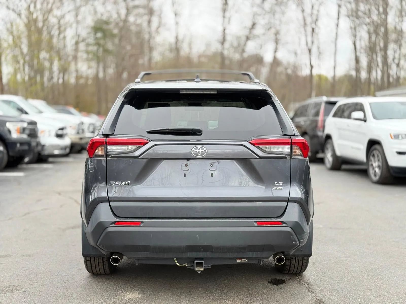 Used 2019 Toyota RAV4 LE w/ All Weather Liner Package AWD/4WD image 8