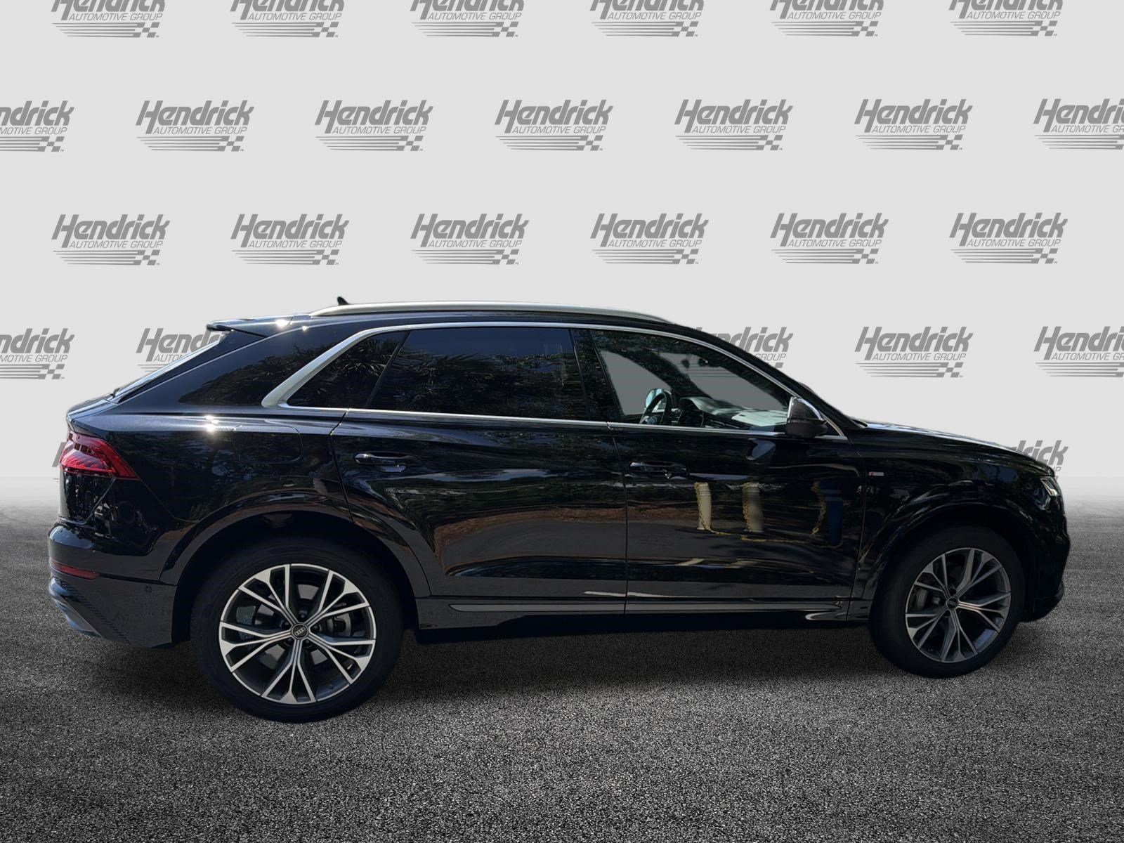 Used 2023 Audi Q8 Premium Plus AWD/4WD image 10