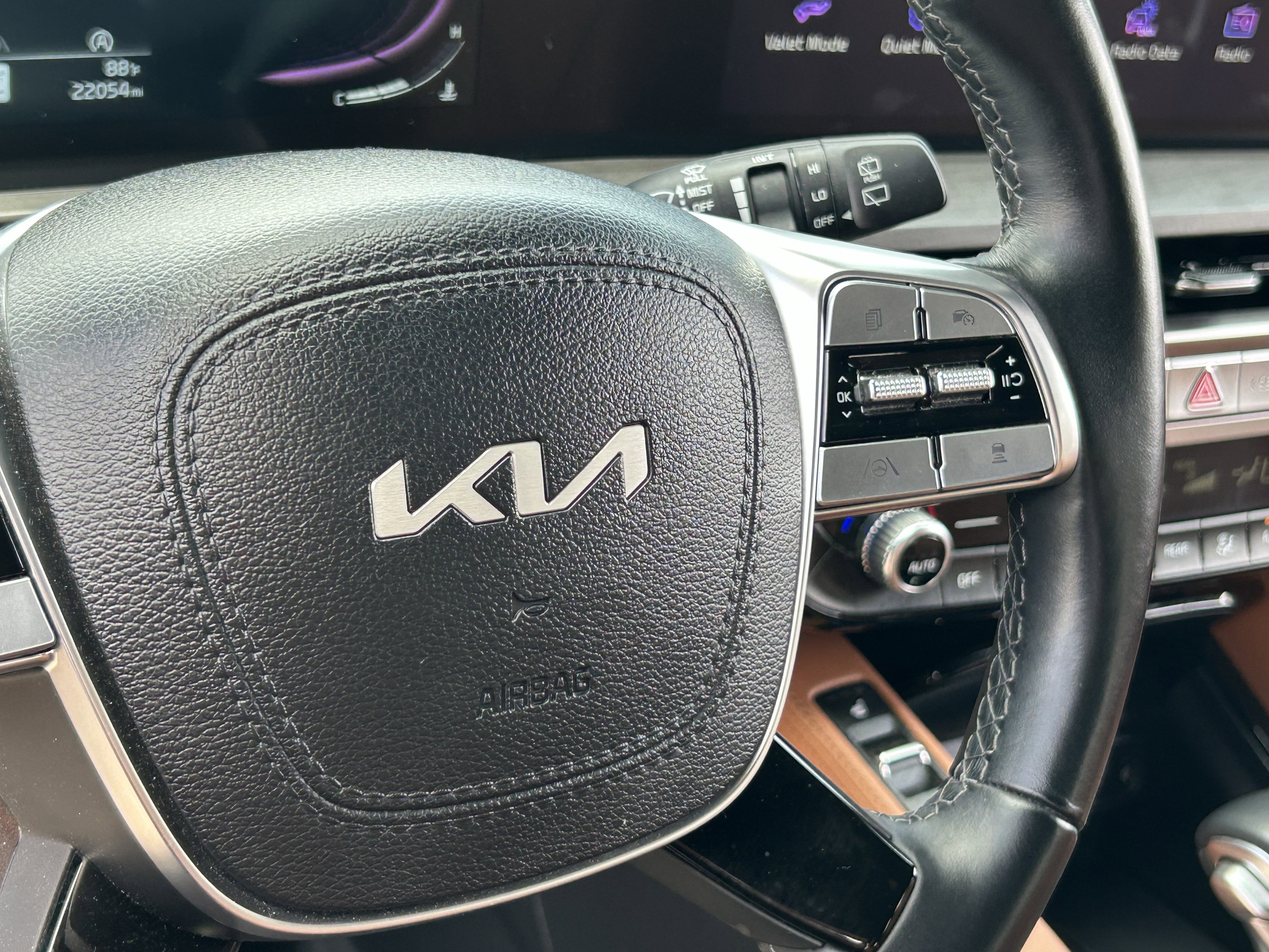 Used 2024 Kia Telluride EX X-Line image 27