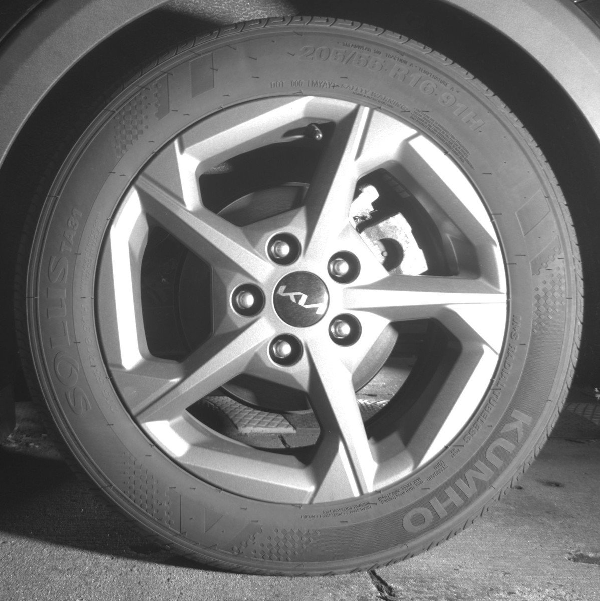 Used 2025 Kia K4 LXS FWD image 14