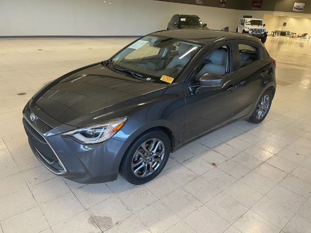 Used 2020 Toyota Yaris XLE image 8