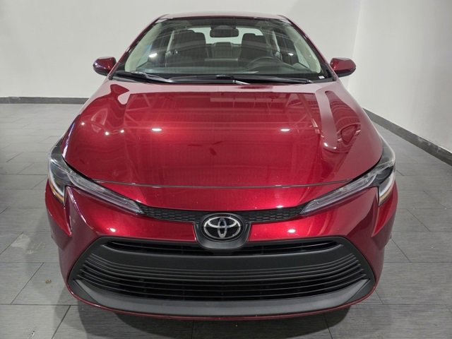 Used 2025 Toyota Corolla LE image 8