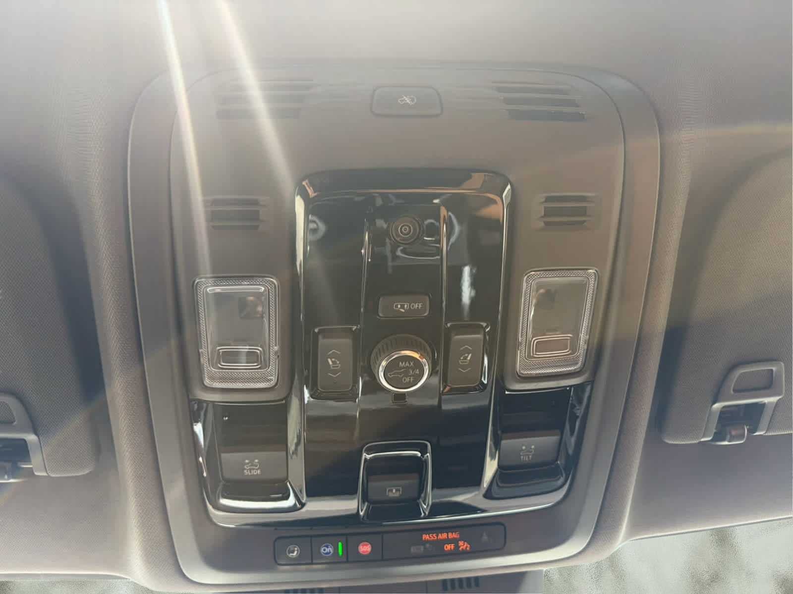 Used 2026 Cadillac Escalade Luxury w/ LPO, Floor Liner Package AWD/4WD image 35