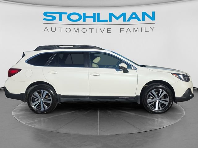 Used 2018 Subaru Outback 3.6R Limited AWD/4WD image 4