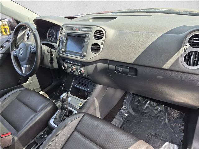 Used 2017 Volkswagen Tiguan Wolfsburg Edition FWD image 24
