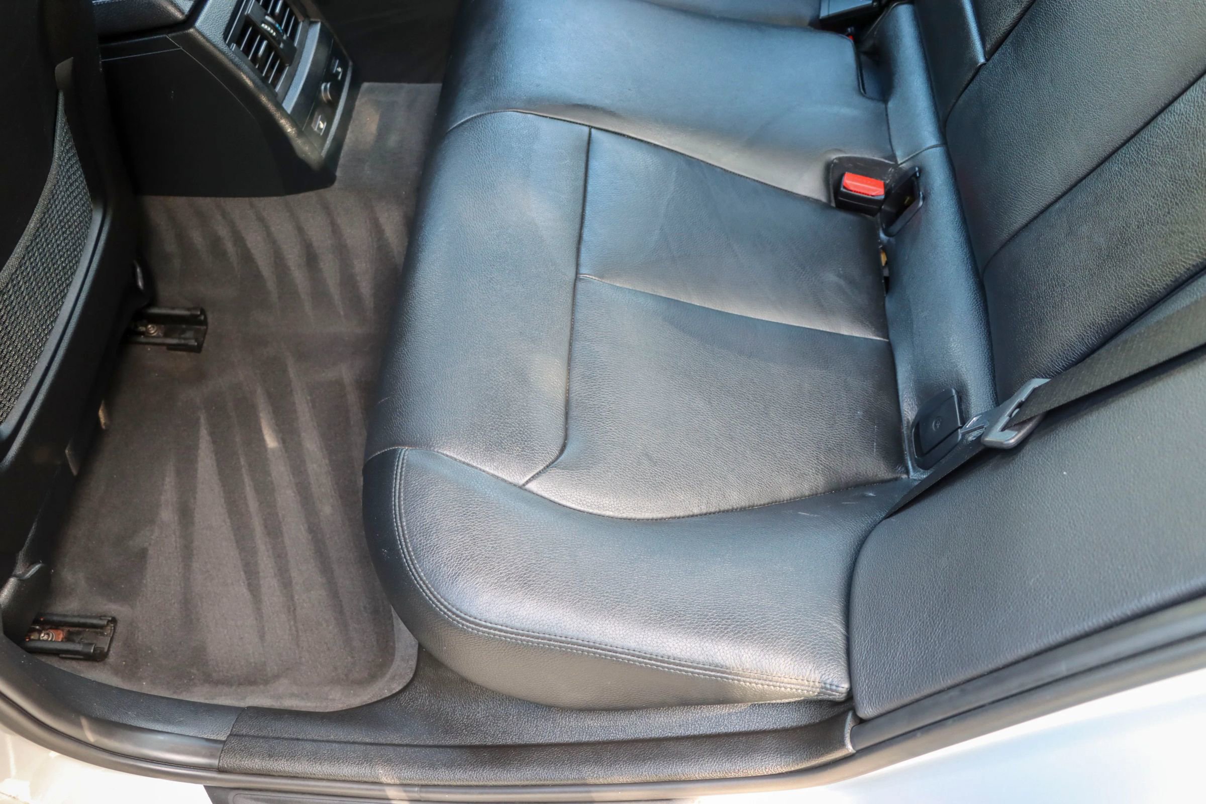 Used 2015 BMW 328i xDrive Sedan AWD/4WD image 18