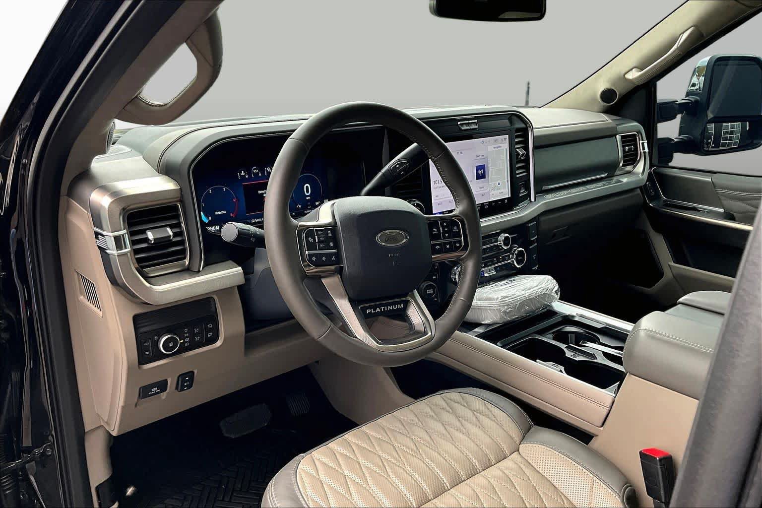 Used 2026 Ford F250 Platinum w/ Platinum Plus Package AWD/4WD image 17