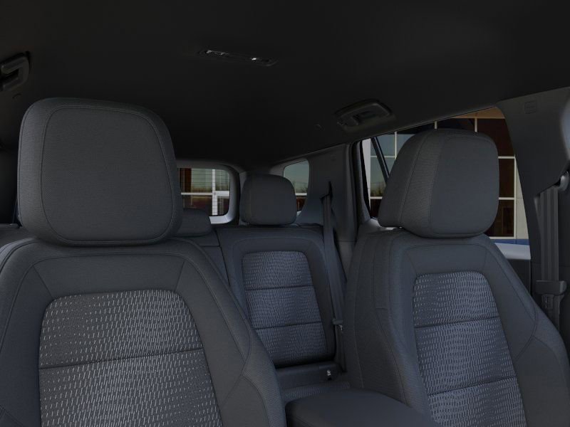 New 2025 Chevrolet Equinox LT w/ Safety and Technology Package image 28