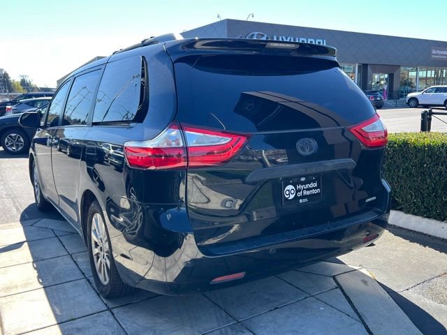 Used 2015 Toyota Sienna Limited FWD image 7