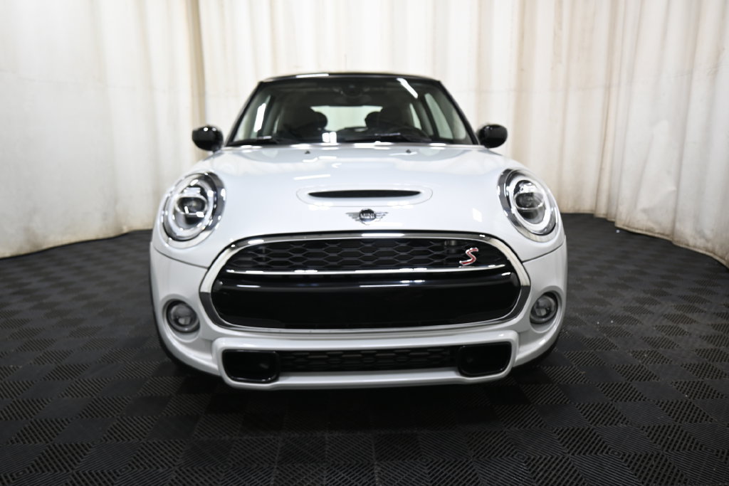 Used 2021 MINI Cooper S FWD image 2