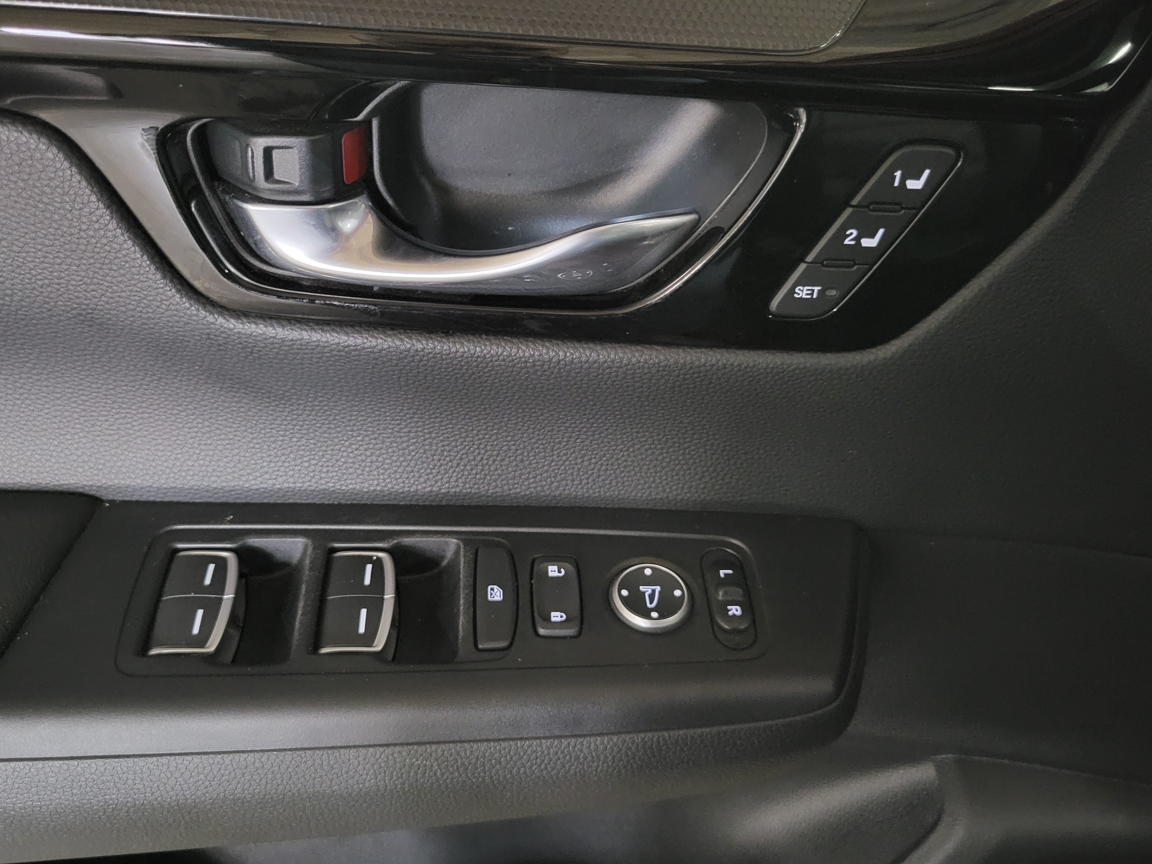 Certified 2025 Honda CR-V Sport Touring image 21