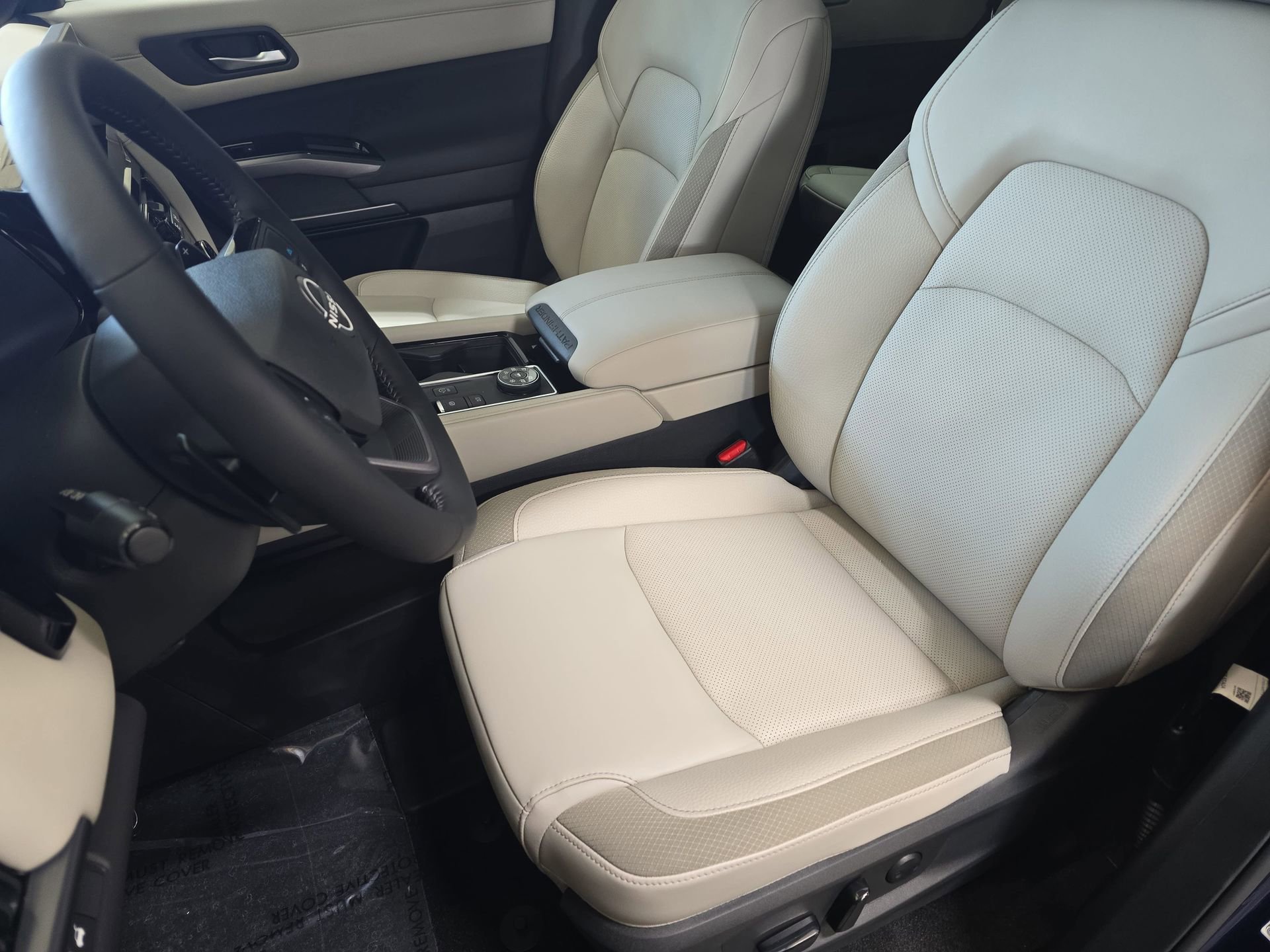 New 2026 Nissan Pathfinder SL w/ Cargo Package AWD/4WD image 15