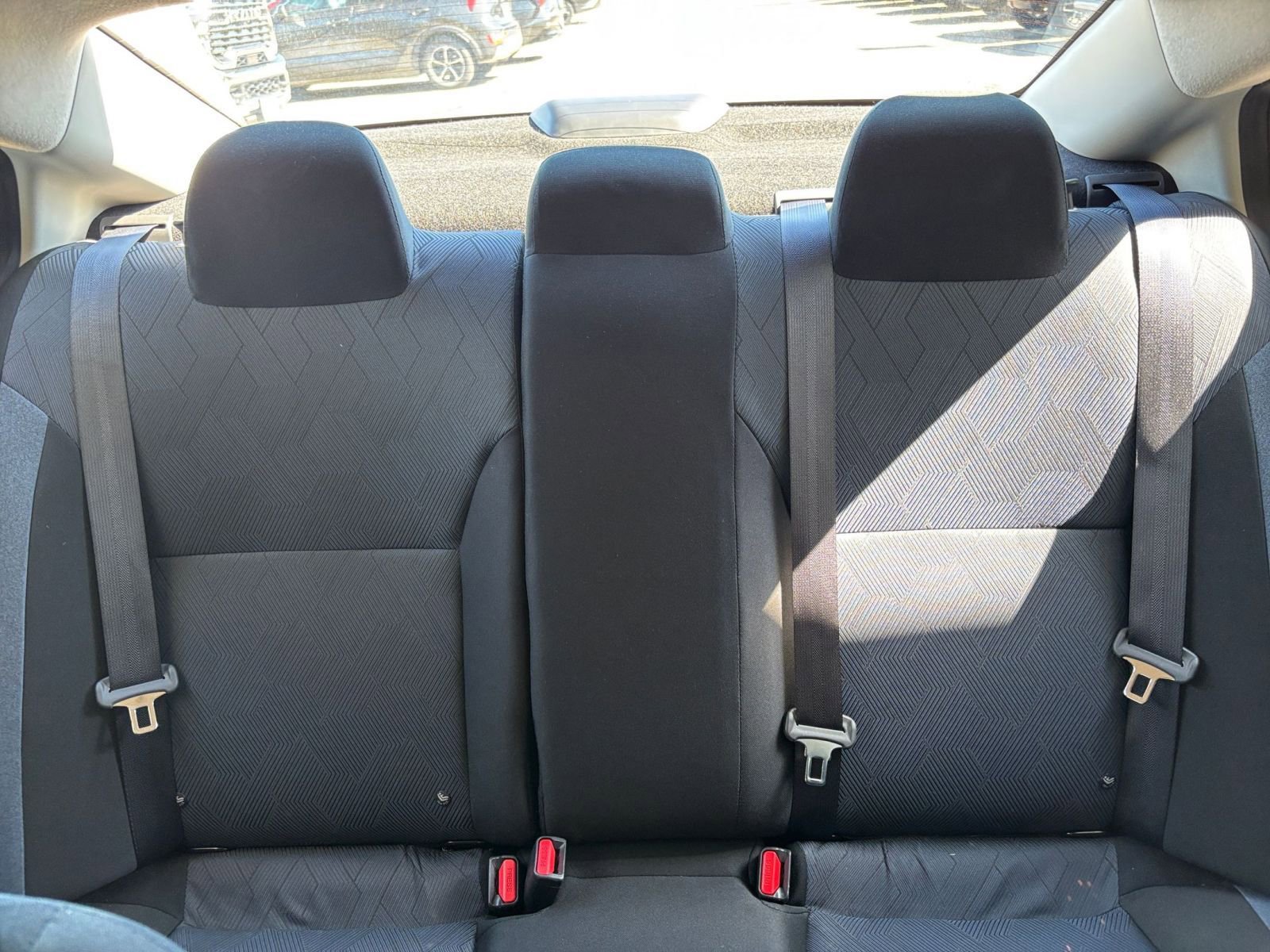 Used 2025 Nissan Versa SV FWD image 38
