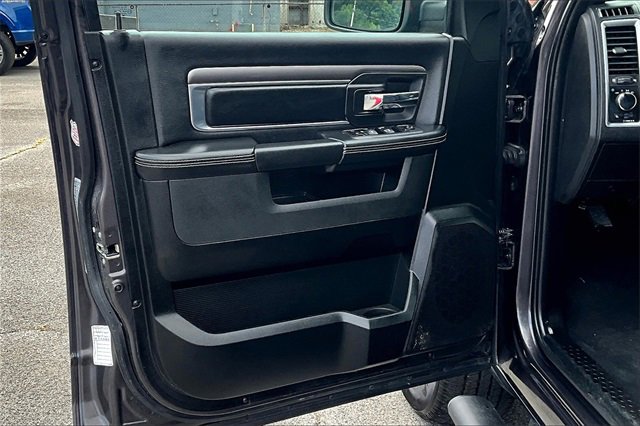 Used 2023 RAM 1500 Classic Warlock image 18