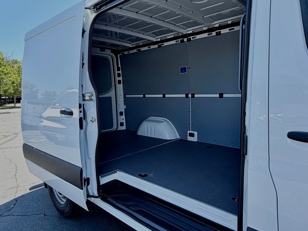 New 2026 Mercedes-Benz Sprinter 2500 image 16