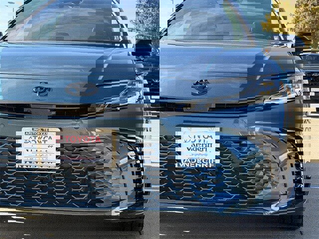 Used 2025 Toyota Camry XSE image 9