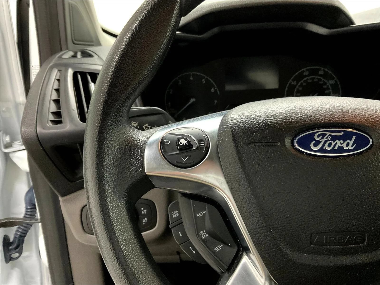 Used 2022 Ford Transit Connect XLT FWD image 19