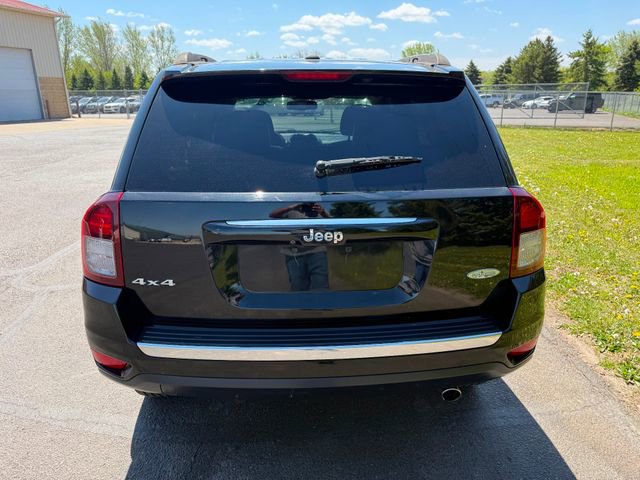 Used 2016 Jeep Compass High Altitude AWD/4WD image 2