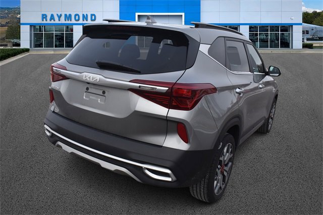 Used 2023 Kia Seltos SX w/ SX Sunroof Package image 3