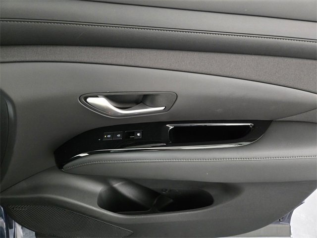 Used 2025 Hyundai Tucson Limited image 25