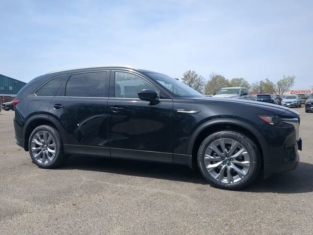 New 2026 MAZDA CX-90 Plug-In Hybrid w/ Preferred image 2