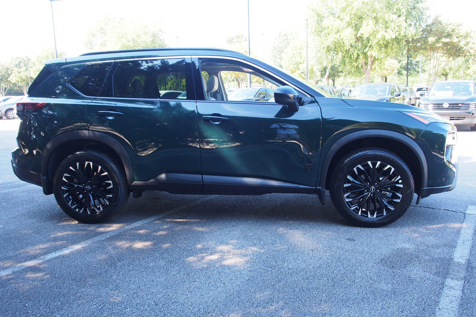 New 2026 Nissan Rogue Dark Armor FWD image 8