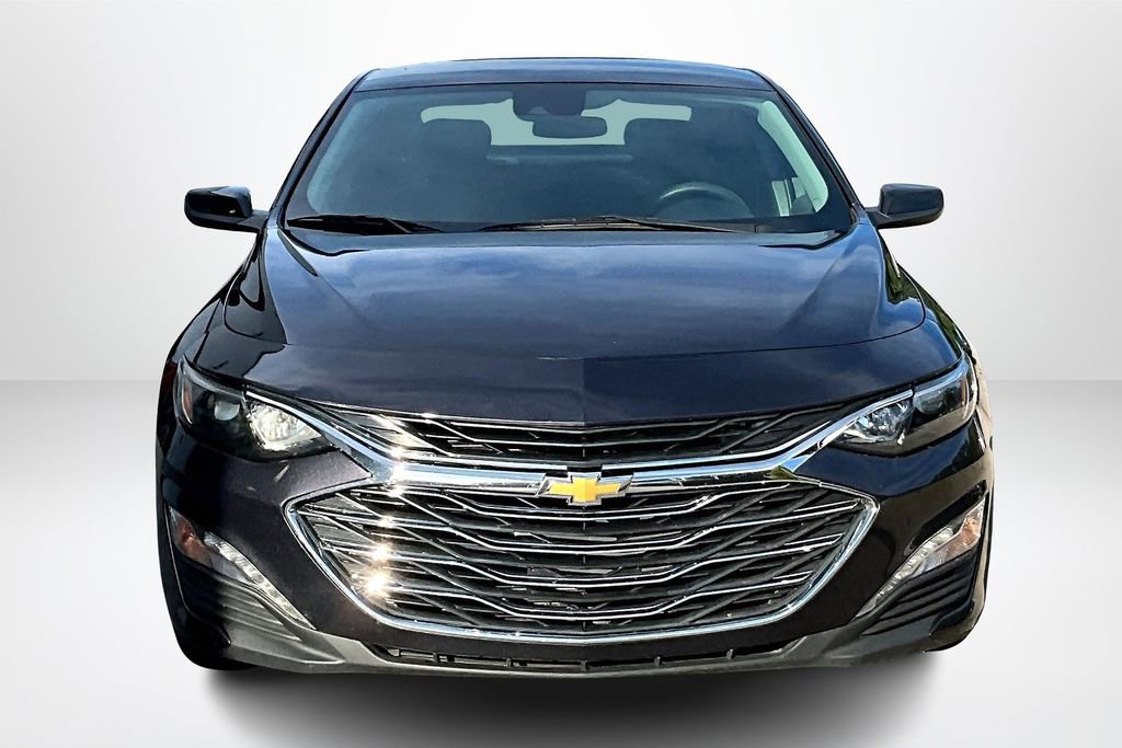 Used 2023 Chevrolet Malibu LT image 2
