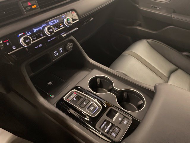 Certified 2025 Honda Pilot EX-L image 13