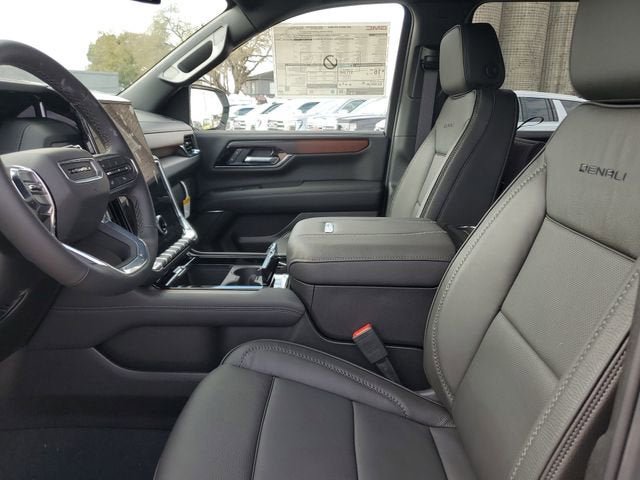 New 2026 GMC Yukon XL Denali w/ Sun & Power Step Package AWD/4WD image 19