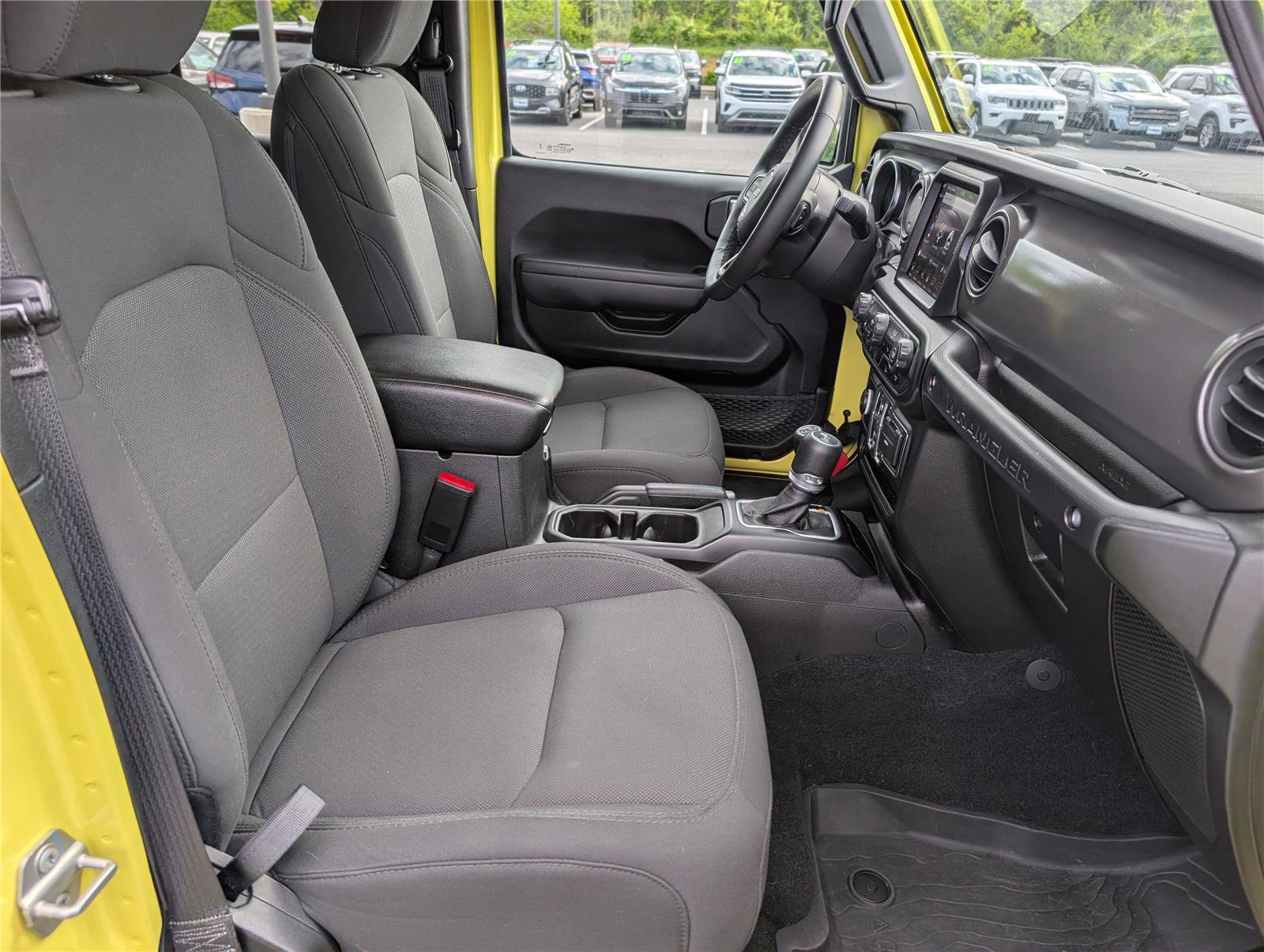 Used 2023 Jeep Wrangler Unlimited w/ Cold Weather Group AWD/4WD image 11