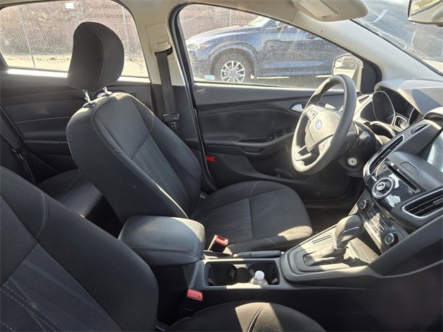 Used 2017 Ford Focus SEL image 9
